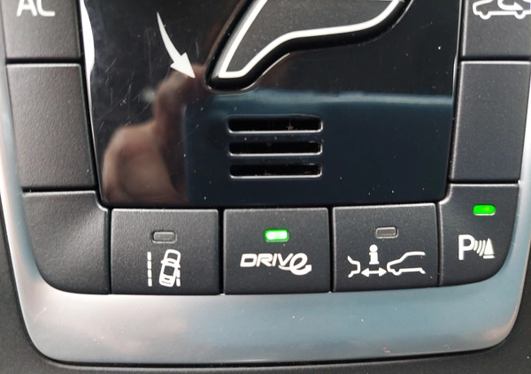 Volvo V60 cena 36900 przebieg: 199500, rok produkcji 2012 z Płońsk małe 596